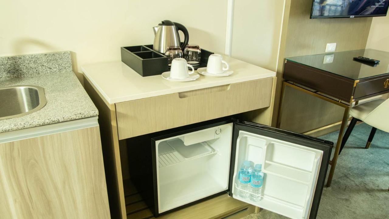 Noble Cebu Hotel Eksteriør bilde
